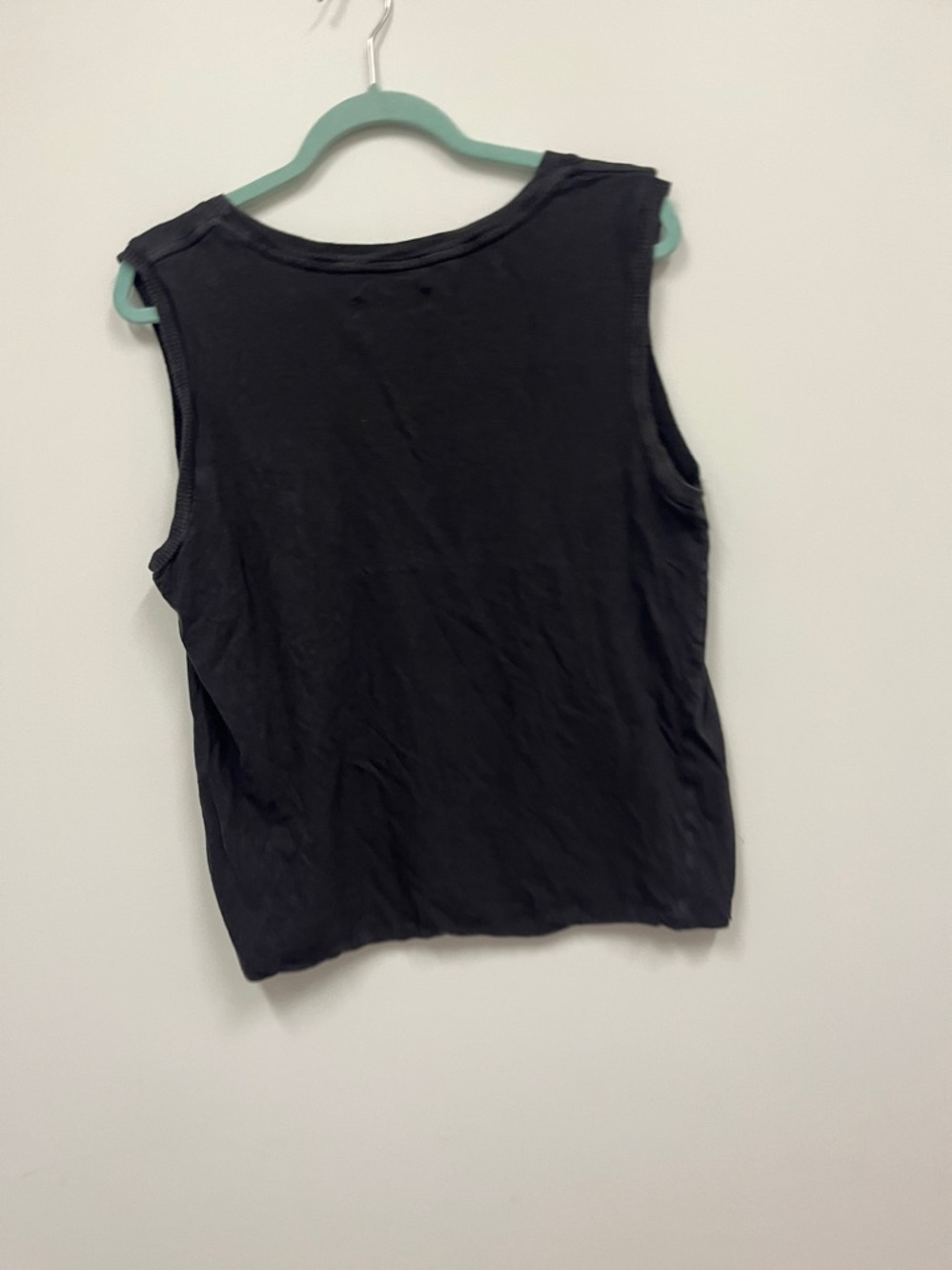 Imogene + Willie Faded Black Cotton Sleeveless Muscle Tee size Large - Picture 7 of 11